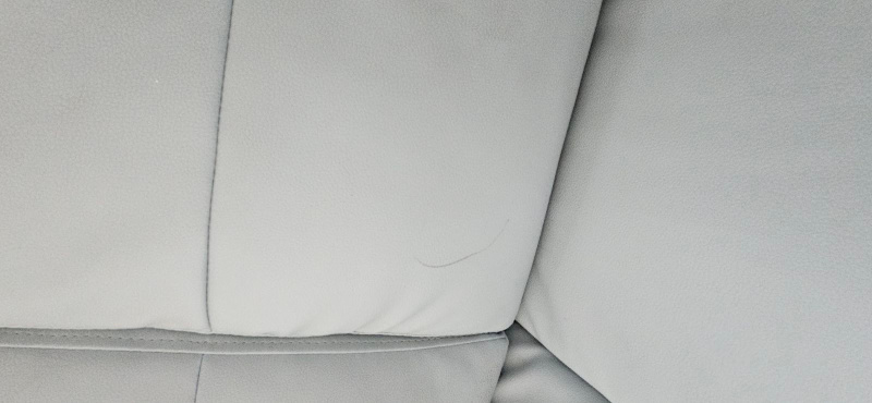 Faux Leather 3 seater couch62863376340739112