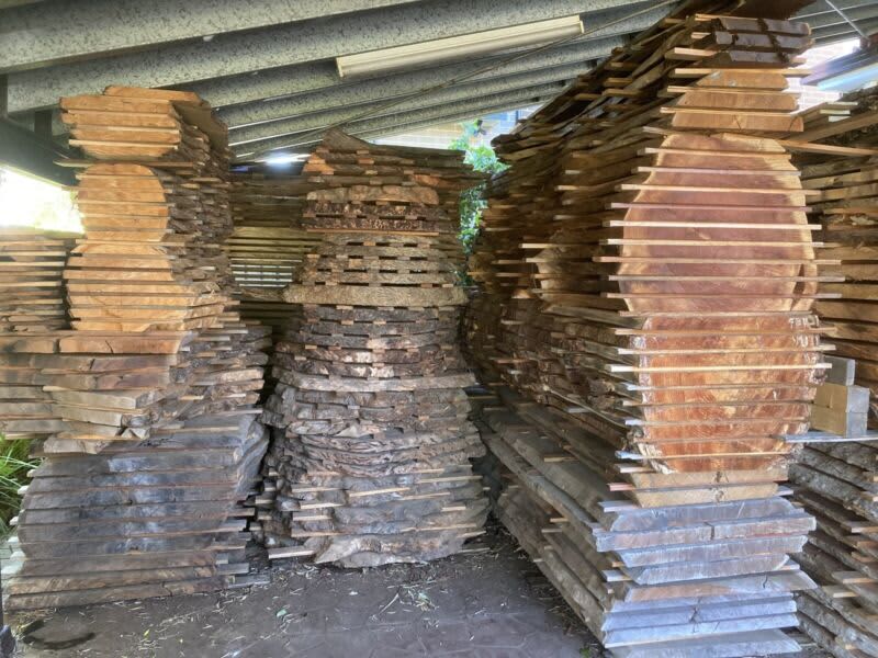 Thousands of natural live edge timber slabs and burls63439076243970112