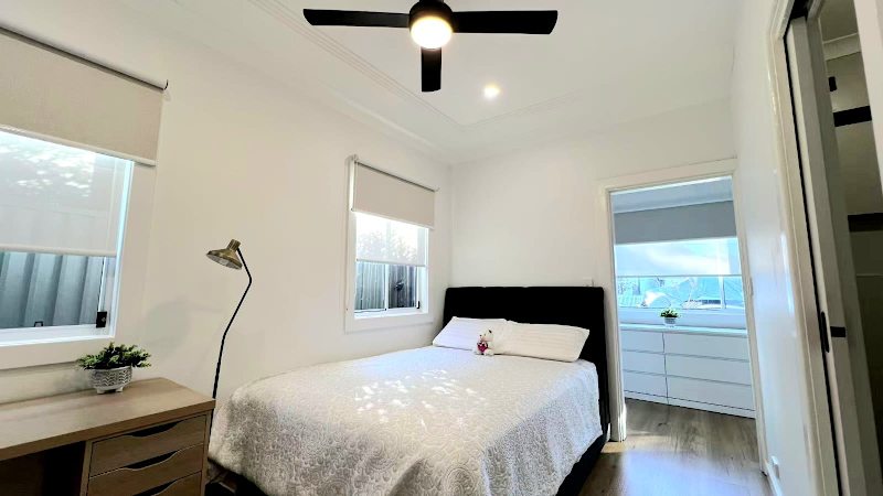 An ensuite renovated house in a quiet street in Merrylands/Granville62882774056193110