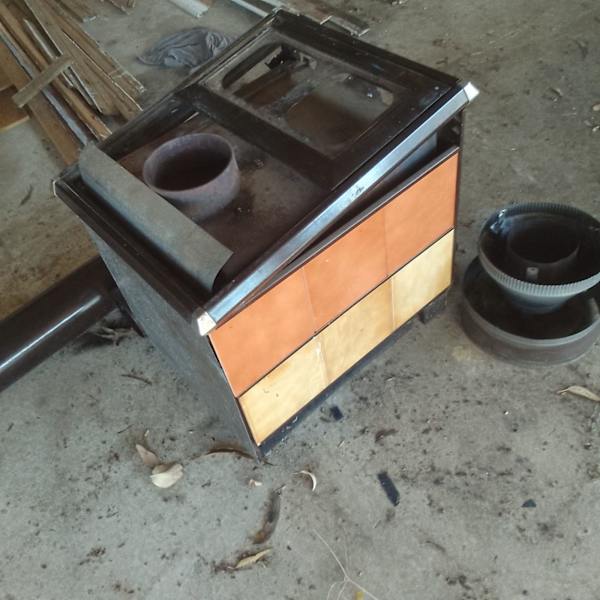 Wood heater63022178857217112