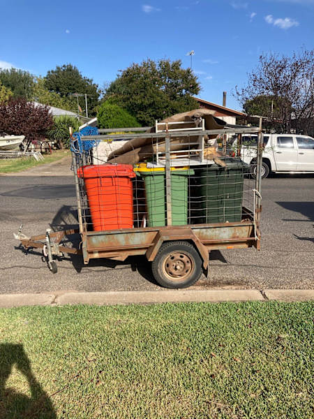 240 litre Wheelie Bin Hire/Rubbish Removal 62863392840449111