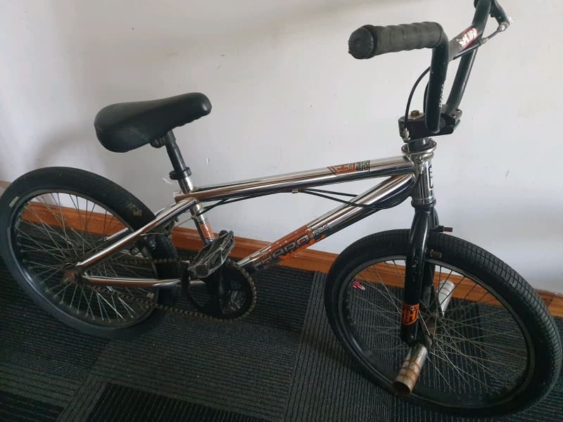 haro f2 chrome