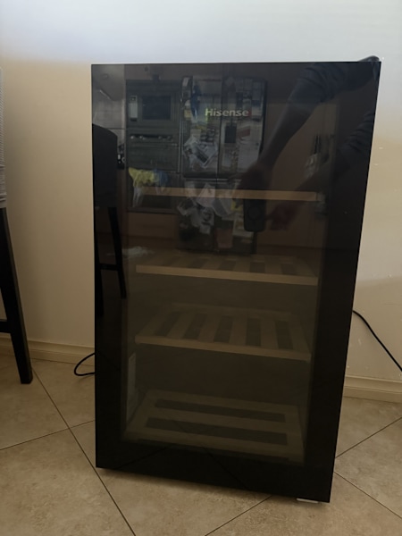 Hisense 30 Bottles Wine Cooler63441842173187114