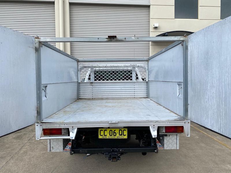 2015 Tipper Ute TOYOTA HILUX WORKMATE 4 SP AUTOMATIC Low Km62882726927617112