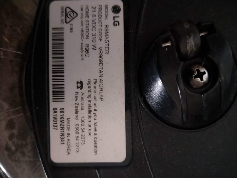 LG R9 MASTER Robotic Vacuum63443662928769114