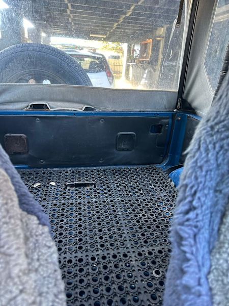 1990 Suzuki 4wd Soft Top. $9500 negotiable.62935691494915114