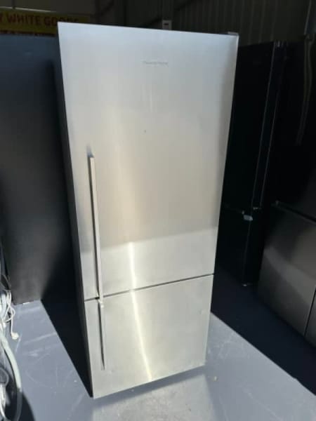 403 litre fisher and paykel