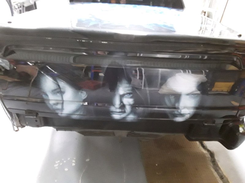 Unfinished Project VR Holden Commodore Ute 355 PFI  Silver V8 Engine62882736821890114