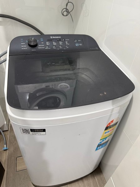 Refridgerator 202L & 7kg top load washing Machine63612126025858111