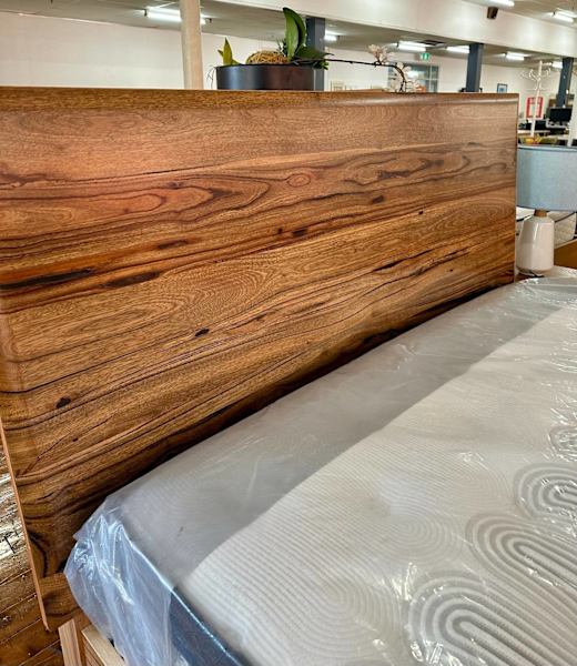 Bunbury Queen Bed62863406512769113