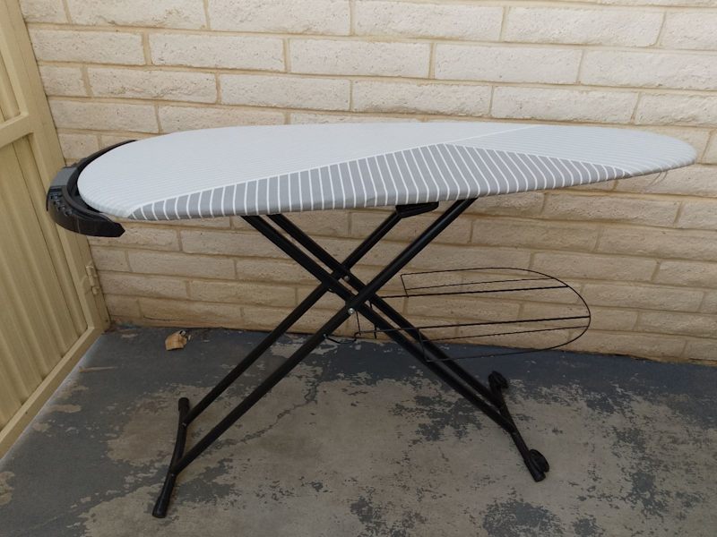 IRONING BOARD NEW HILLS PREMIUM XL $149 AT BUNNINGS BARGAIN 630169096483851119