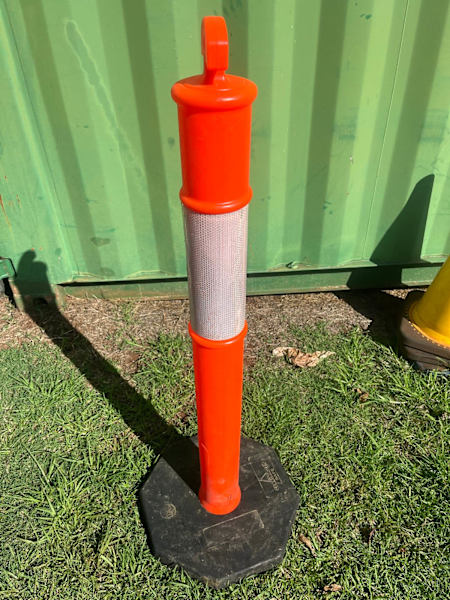 Safety Bollards with 6kg Base630078231325451121