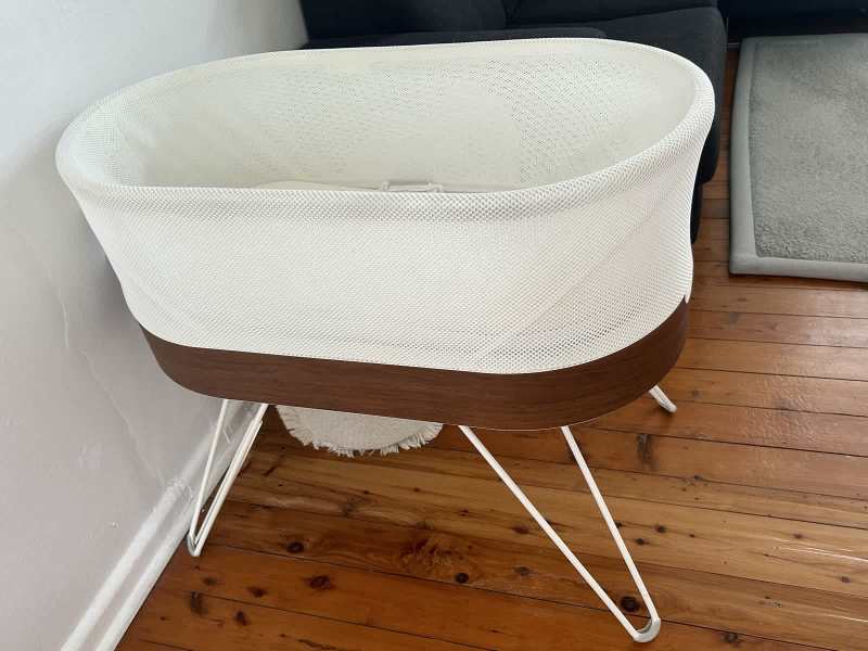 Used deals snoo bassinet