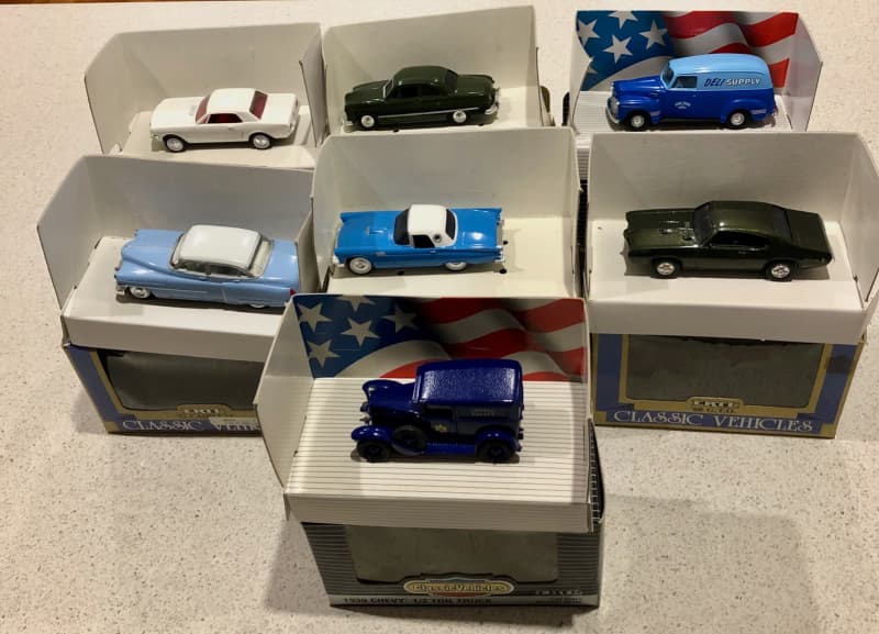 ertl diecast model cars