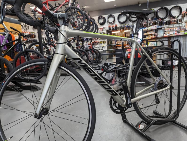 Merida Scultura 100 Road Bike (M) | Men's Bicycles | Gumtree