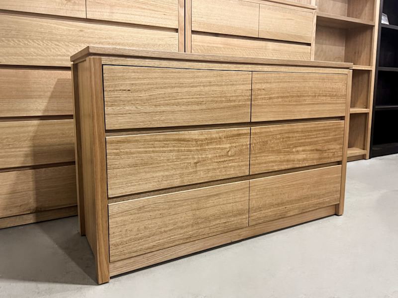 SAN08- Tasmanian Oak Chest of Drawers62863381923075112