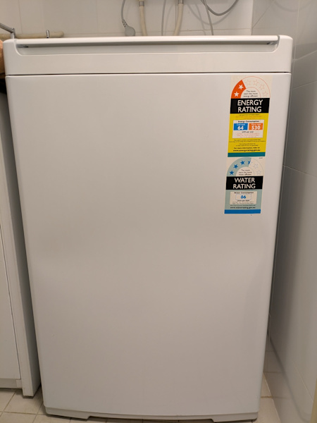 FREE - Fisher & Paykel washsmart 7 kg washing machine (needs repair)63023087311363111