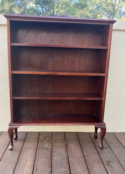 QUALITY CEDAR BOOKSHELF/CABINET62863375407746112