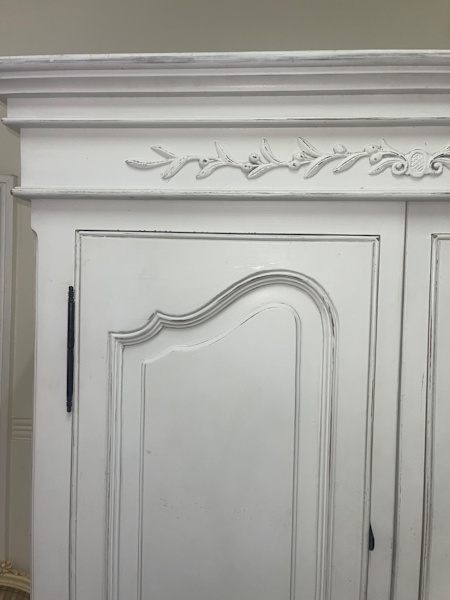 Vintage White French-Style Wardrobe62864723975553112