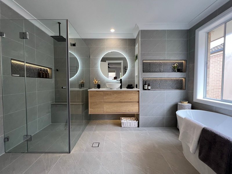 Renovations house and bathrooms 62863392852610111