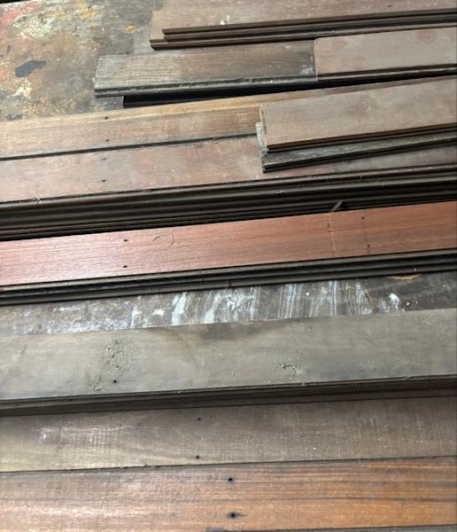 Jarrah floor boards $280 lineal metres and posts$3Oeach63011175040769112