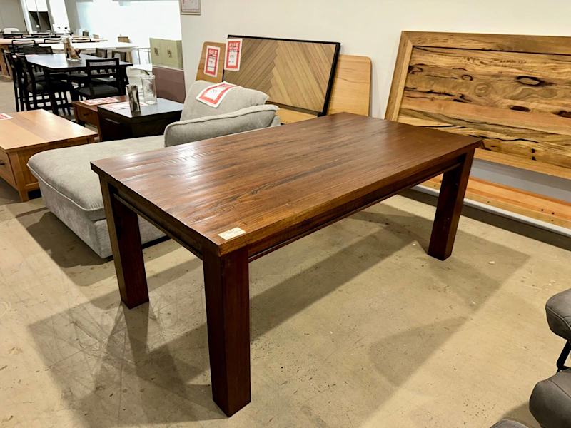Bollard Dining Table62863372441985116