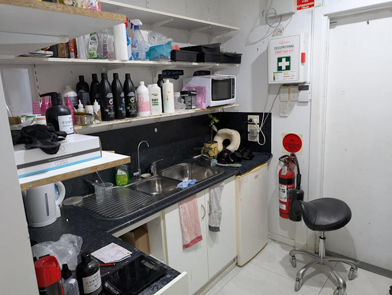 Hairdressing Salon Lease For Sale62885358791299114