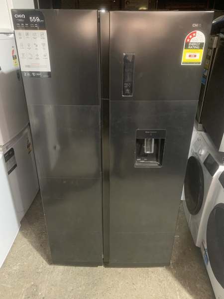 chiq css558nbsd 559l side by side fridge black steel