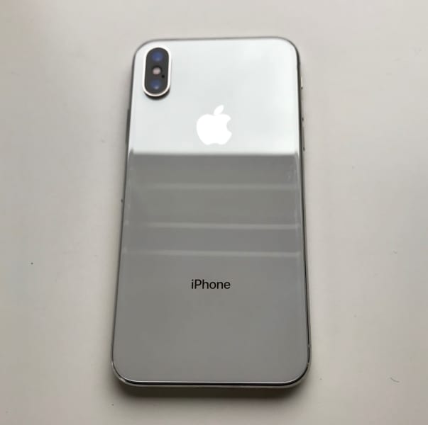 iPhone X Silver 64GB