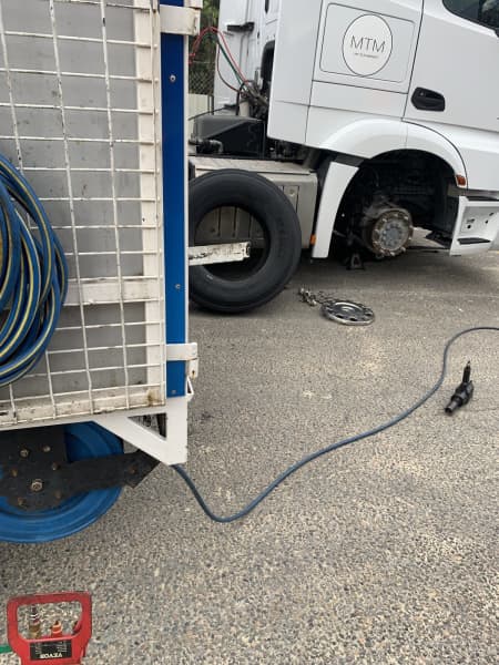Mobile truck tyres Sydney wide 62937622041731110
