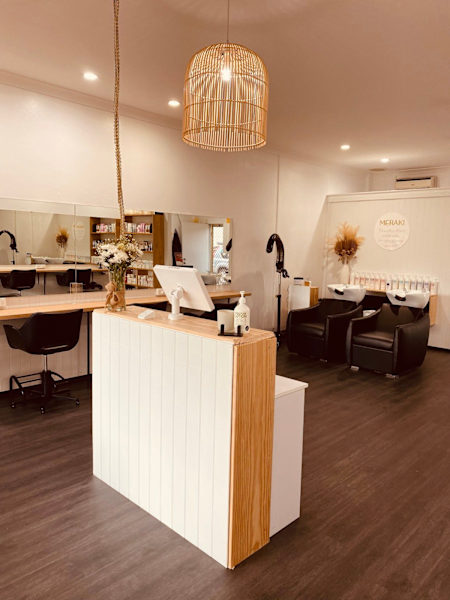 Hair dressing salon63438166469761113