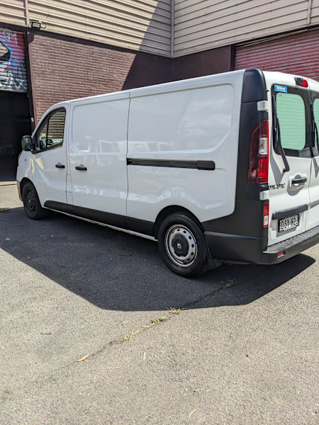 2017 RENAULT TRAFIC LWB 6 SP MANUAL 4D VAN62933709955587113