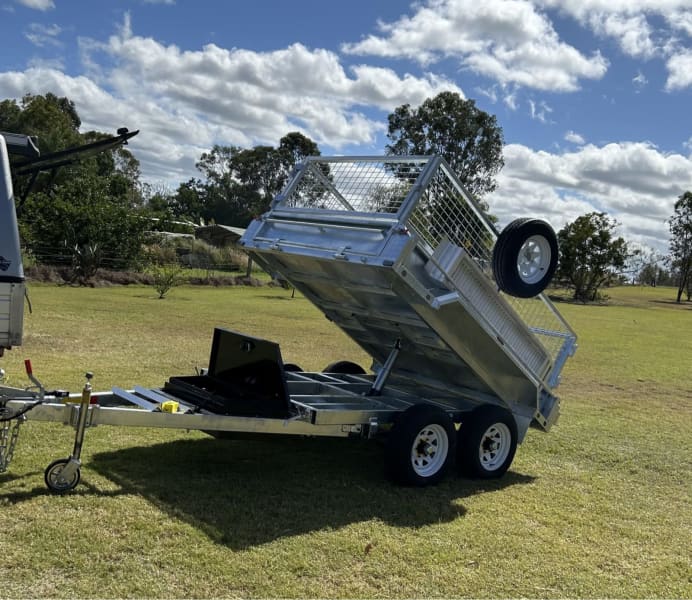 DIY/Dry Hire - 1.7t Excavator and Hydraulic Tipper Trailer Package63012444615937113