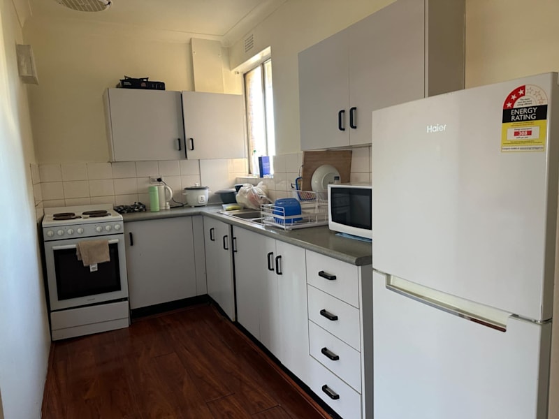 Room for rent63007596257795111