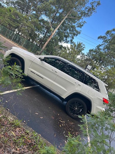 ### URGENT PRICE REDUCTION ### JEEP GRAND CHEROKEE 201862934700701569110