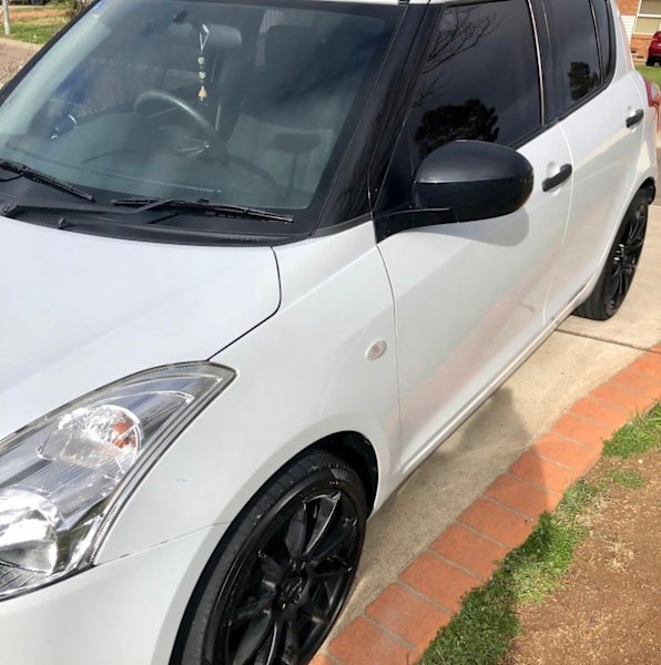 2013 SUZUKI SWIFT GA 5 SP MANUAL 5D HATCHBACK62934697310083111