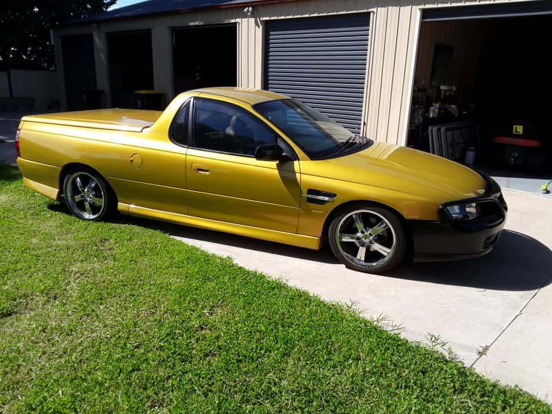 2002 HOLDEN COMMODORE S 6 SP MANUAL UTILITY, 2 seats VUII62882772369027110