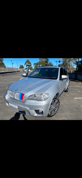 BMW x5 50i sport Low KMs62936661776257112