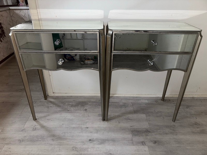3x Stunning Mirrored Mirror Bedside Table / Console Hallway Unit628634128619551113