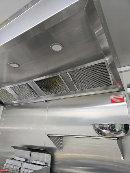 Mobile Food Trailer and business 63007091801090112