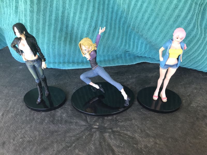 anime figures under $30