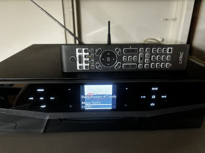 PIONEER BLUETOOTH USB MEDIA RADIO MVHS215BT - Audio Haus