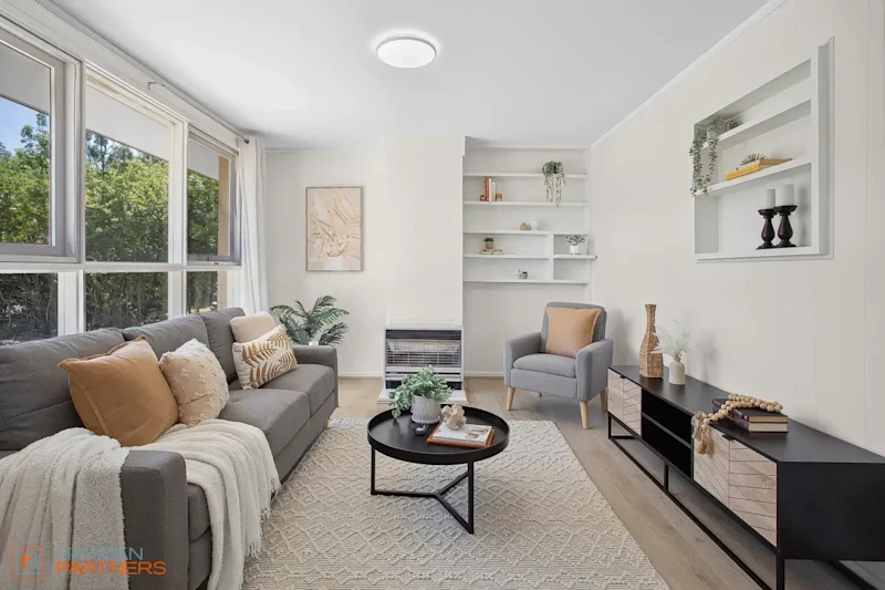 Stylishly Updated 3-Bedroom Home in Sought-After Chifley Location629296782782751118