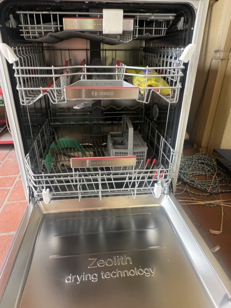 Bosch dish washer brand new 63021282990722111