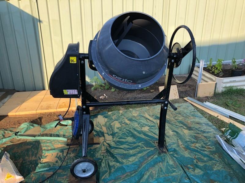 Concrete mix and wheel barrow for hire63012444252289116