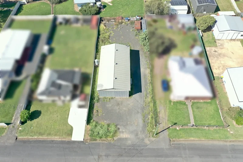 1012 Square Metre Block With Large Shed63006452930433112