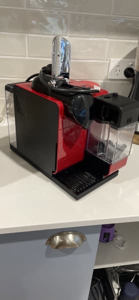 Nespresso machine $50 with free capsules!!63470142425473114