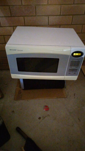 Sharp Carousel Microwave 63612125743233110