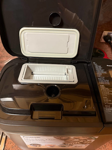 NEW PANASONIC BREAD MAKER! 63020446445186113