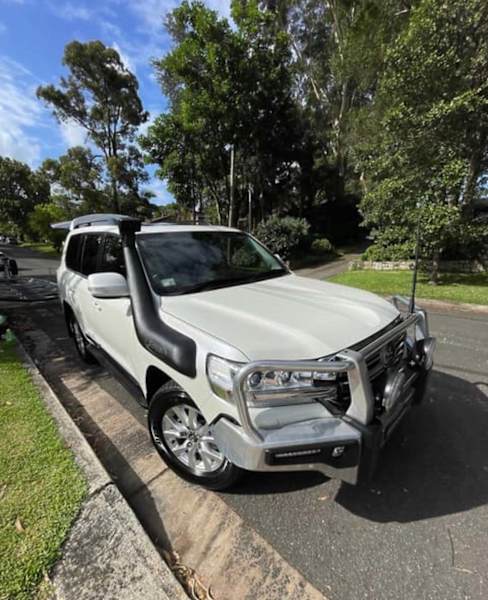 TOYOTA LANDCRUISER SAHARA62882773371778110